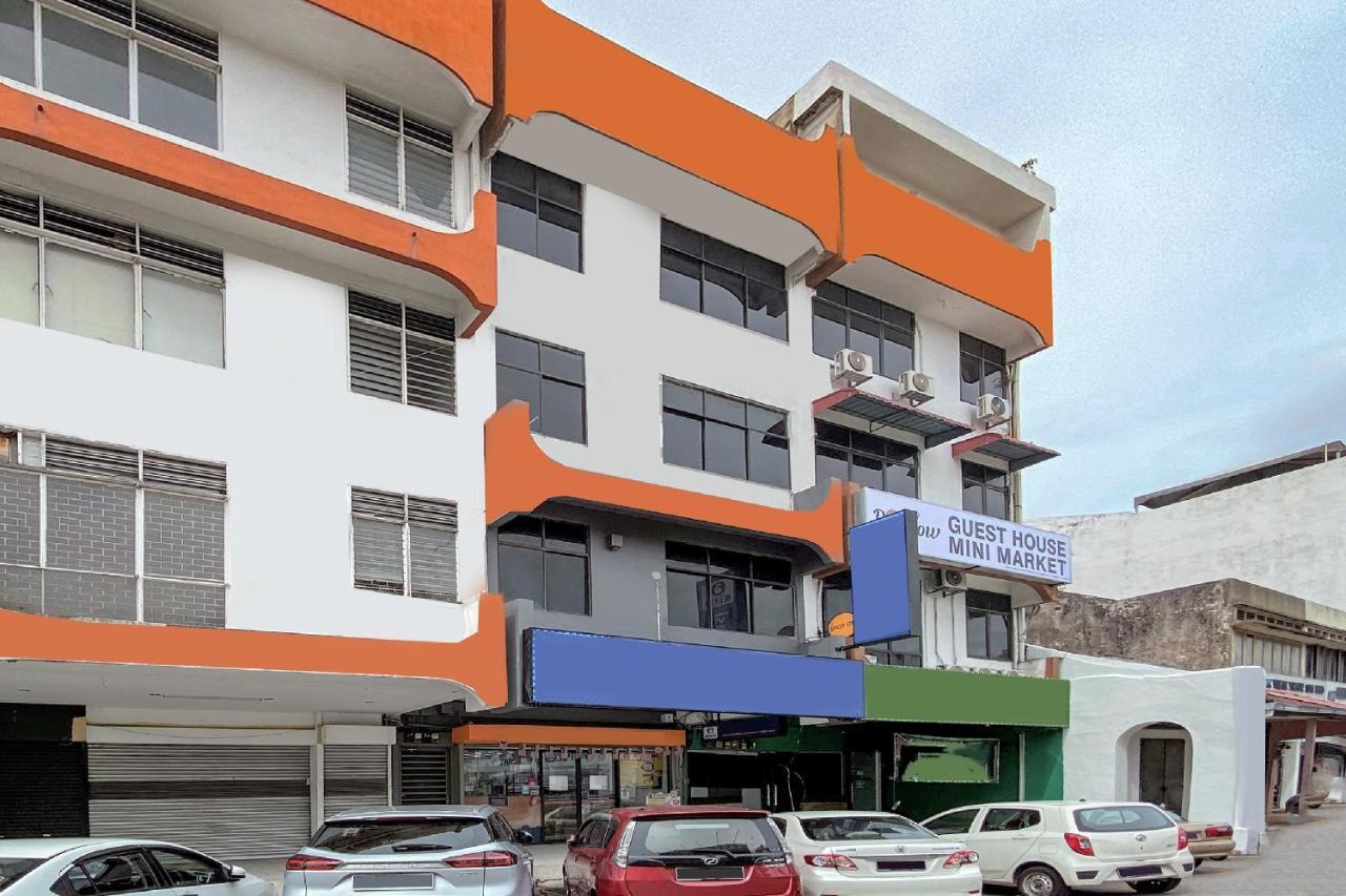 Spot On 90123 Rainbow Guest House George Town Buitenkant foto